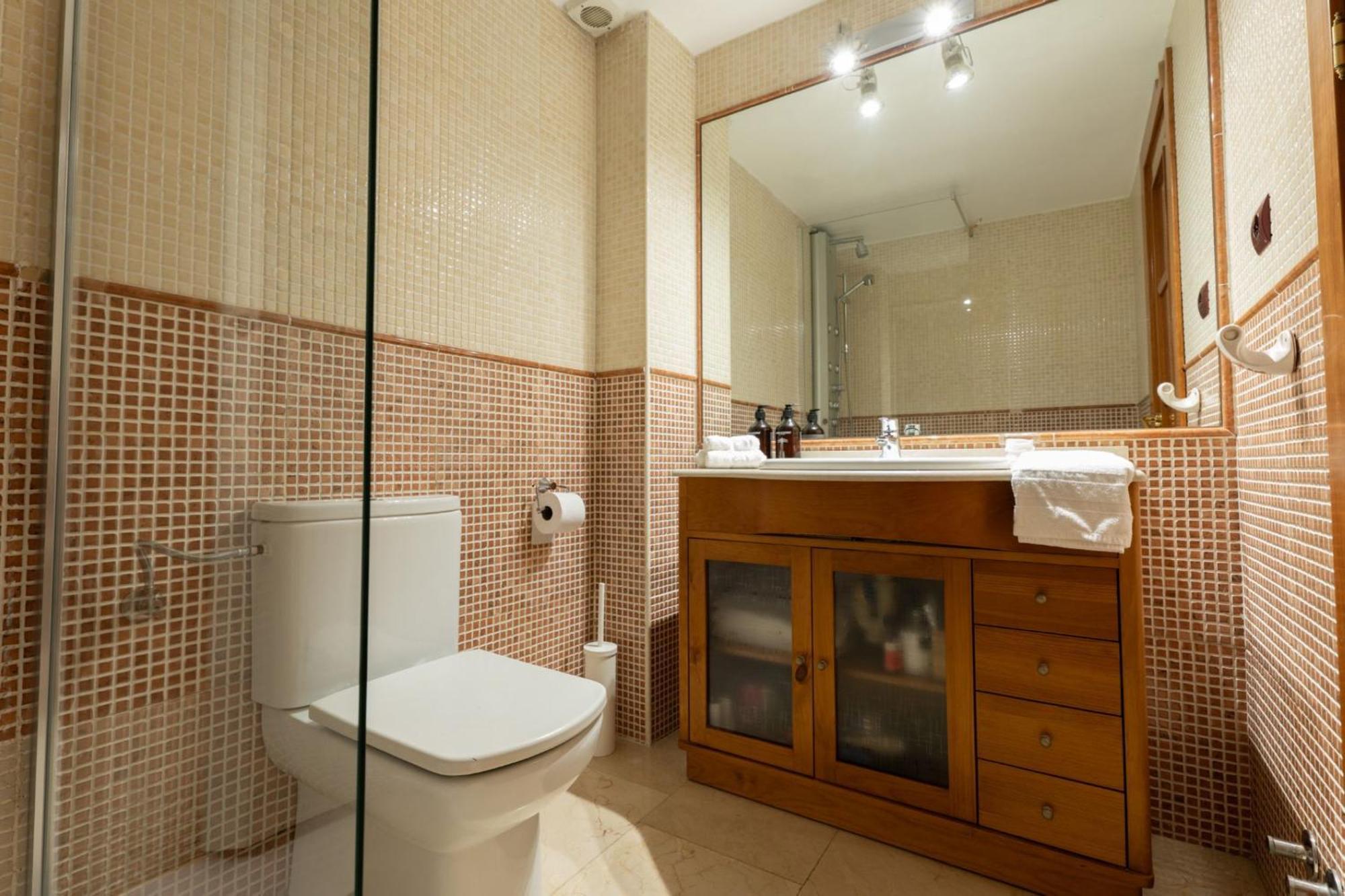 One Bedroom In Chueca * Madrid